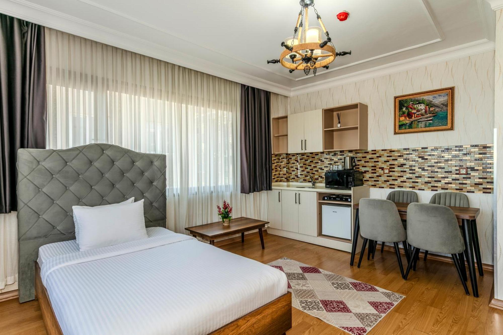 Cihangir Modern Taksim Hotel 4*